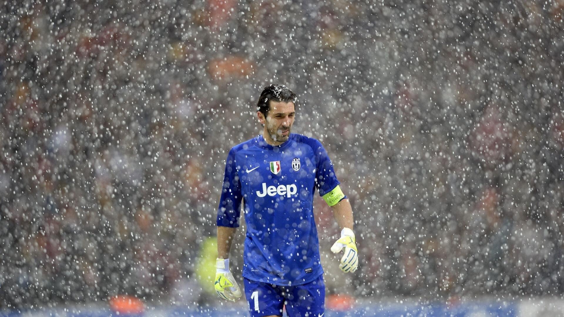 独行侠核心东契奇沉稳入场引热议 达拉斯众志成城向西部决赛门槛发起终极冲击